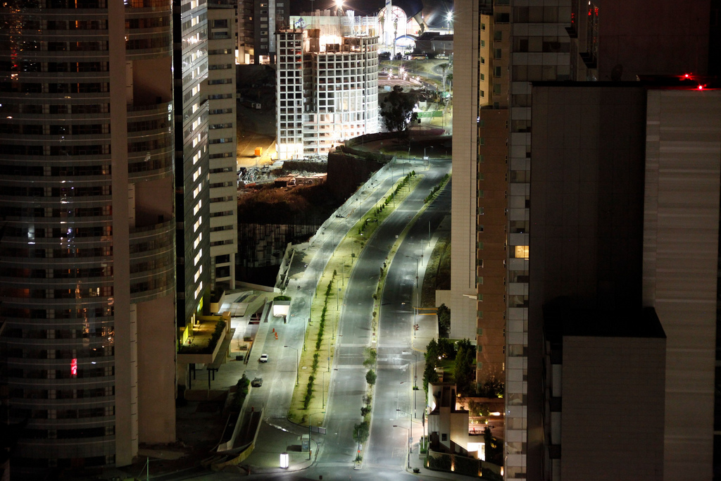 Lee más sobre el artículo Edificar grandes fortalezas, eje dominante de la arquitectura contemporánea