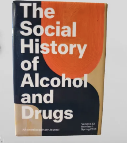 Lee más sobre el artículo Fuga de Cerebros | Repensar el alcohol y las drogas. La ADHS en la UNAM. Autores: Abigail Hernández, Eduardo León y Francisco Carrillo